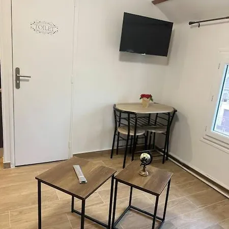 Studio Very Close To Ligne 13 Tram 5 Saint-Denis Pierrefitte-sur-Seine Exterior foto