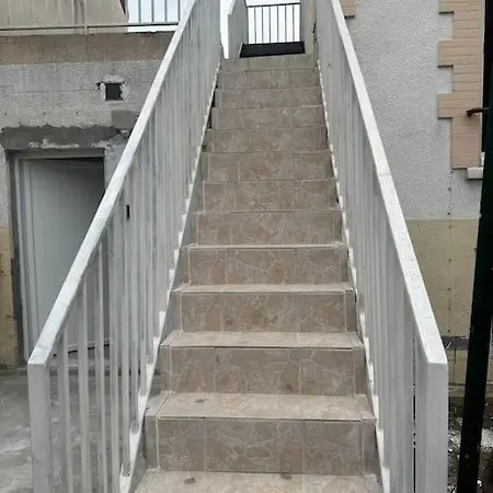 Studio Very Close To Ligne 13 Tram 5 Saint-Denis Pierrefitte-sur-Seine Exterior foto